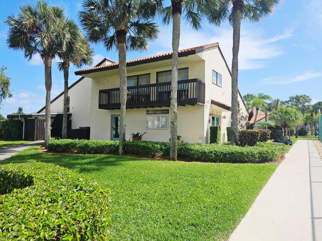 16 Vía De Casas Sur 103, Boynton Beach, FL 33426