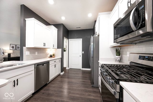 6890 Ben Riley Court, Plainfield, IN 46168