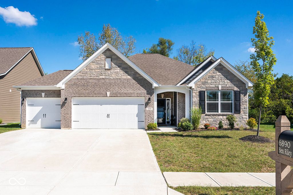 6890 Ben Riley Court, Plainfield, IN 46168