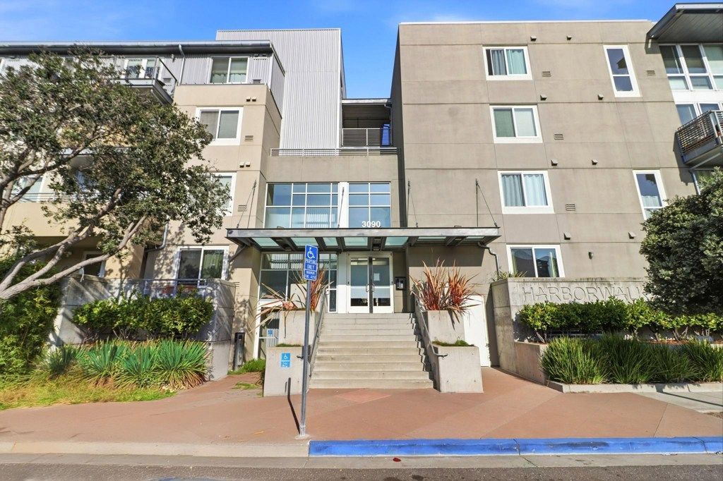 3090 3090 Glascock Street 102, Oakland, CA 94601