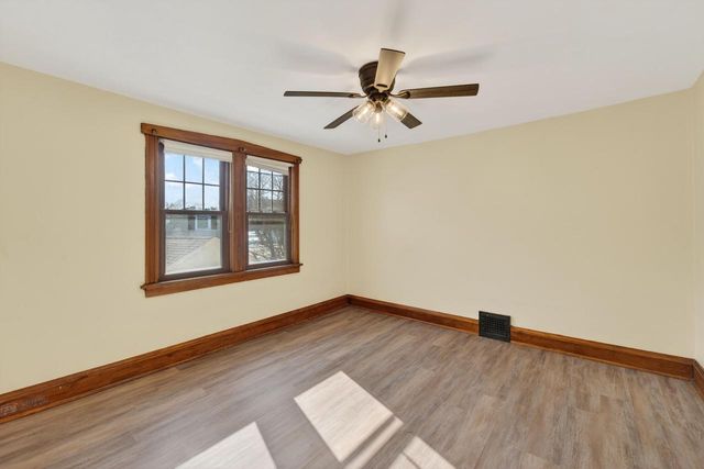 718 N 66th STREET, Wauwatosa, WI 53213