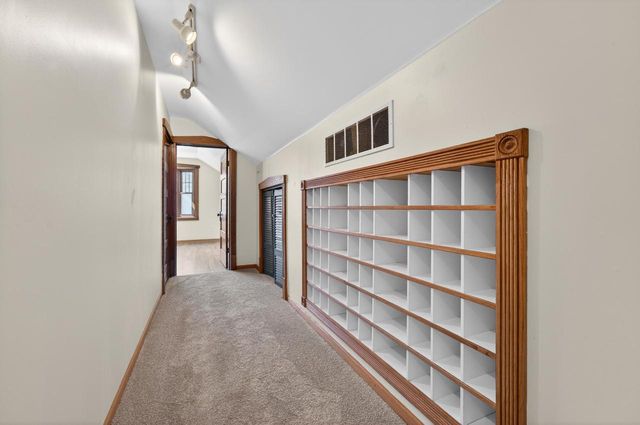 718 N 66th STREET, Wauwatosa, WI 53213