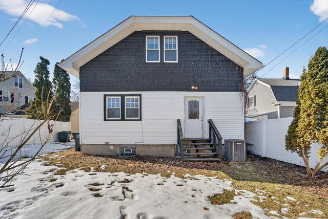 718 N 66th STREET, Wauwatosa, WI 53213