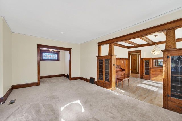 718 N 66th STREET, Wauwatosa, WI 53213