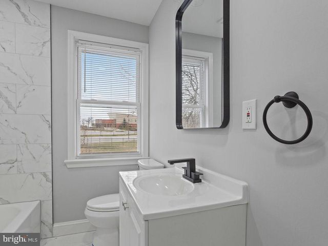 5716 LEITH, Baltimore, MD 21239