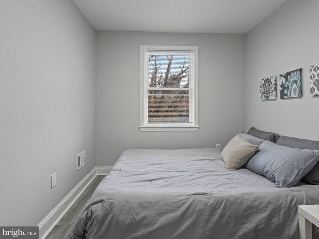 5716 LEITH, Baltimore, MD 21239