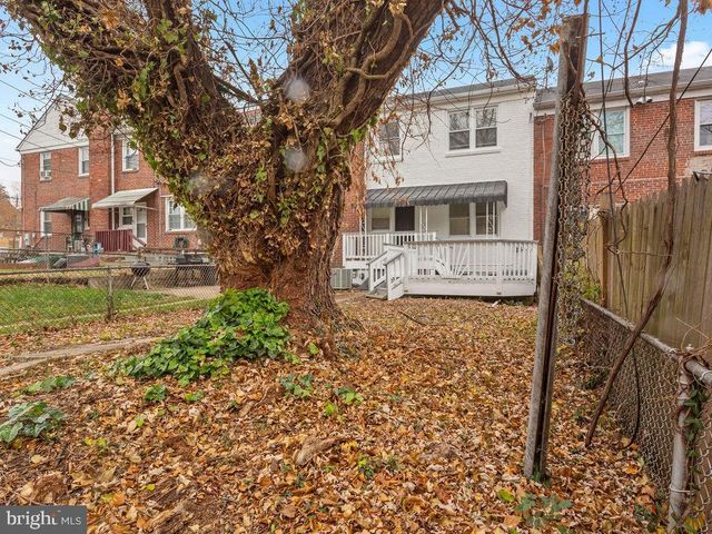5716 LEITH, Baltimore, MD 21239