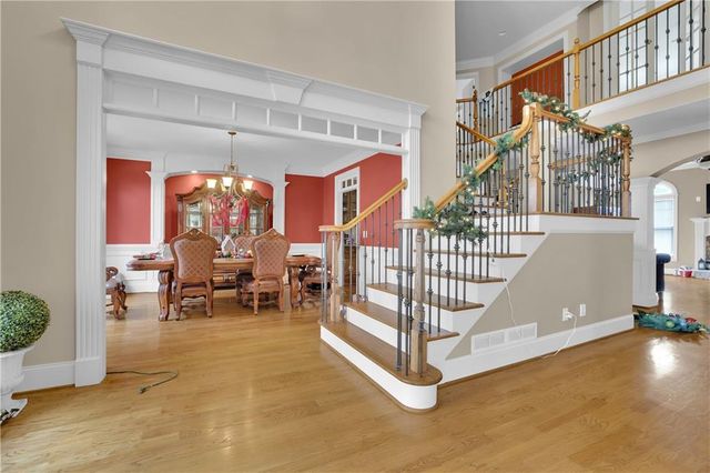 2086 Chambord Way, Snellville, GA 30078