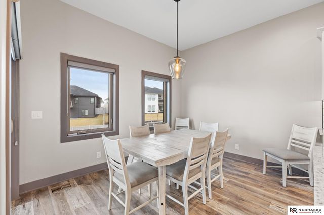 19817 Cottonwood Street, Gretna, NE 68028