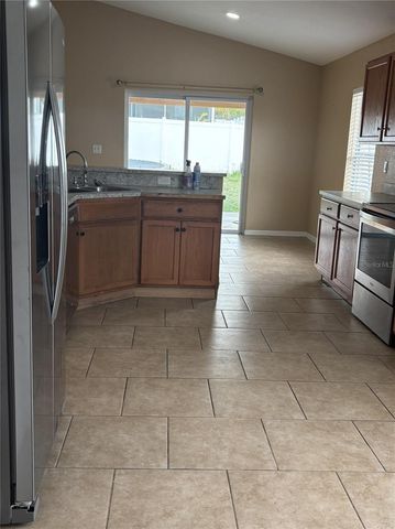 36035 LAGUNA HILLS CIRCLE, Zephyrhills, FL 33541