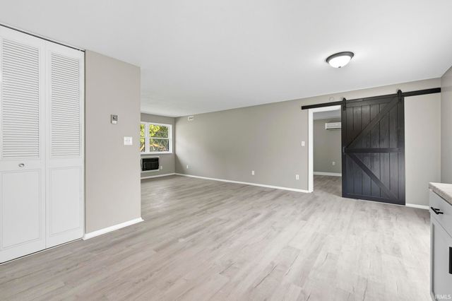 2228 E Gump Road, Fort Wayne, IN 46845