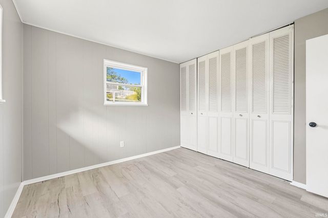 2228 E Gump Road, Fort Wayne, IN 46845