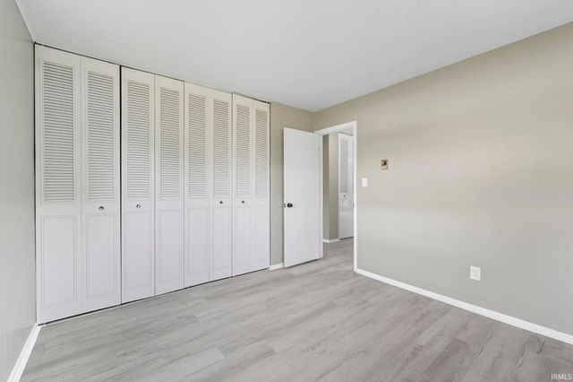 2228 E Gump Road, Fort Wayne, IN 46845