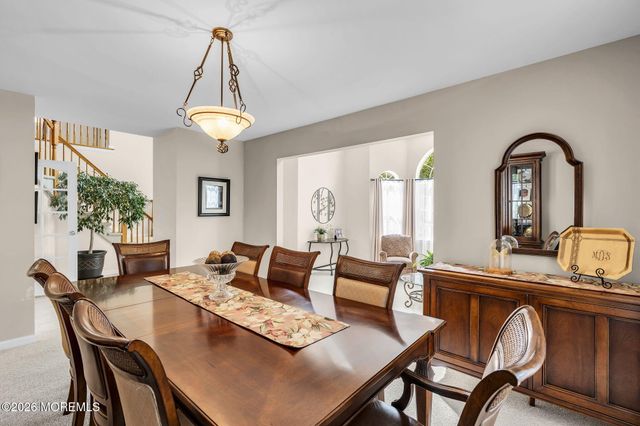 6 Edinburgh Court, Jackson, NJ 08527