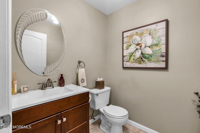 6 Edinburgh Court, Jackson, NJ 08527