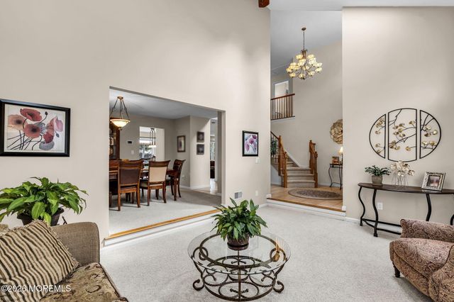 6 Edinburgh Court, Jackson, NJ 08527