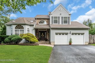 6 Edinburgh Court, Jackson, NJ 08527