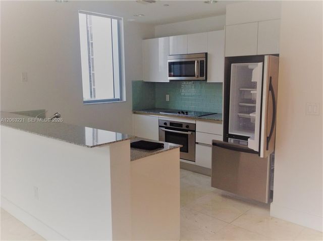 1050 Brickell Avenue 402, Miami, FL 33131