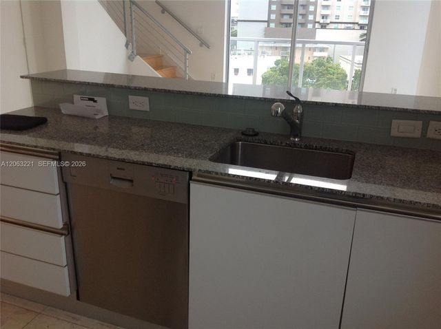 1050 Brickell Avenue 402, Miami, FL 33131
