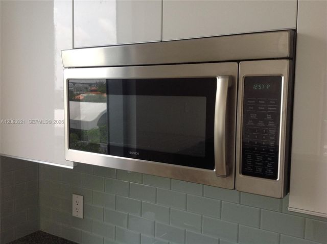 1050 Brickell Avenue 402, Miami, FL 33131