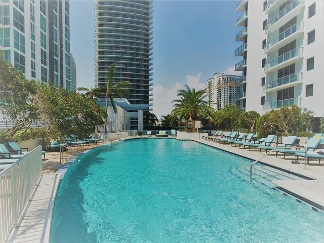 1050 Brickell Avenue 402, Miami, FL 33131