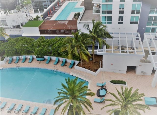 1050 Brickell Avenue 402, Miami, FL 33131