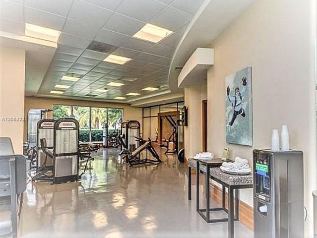 1050 Brickell Avenue 402, Miami, FL 33131