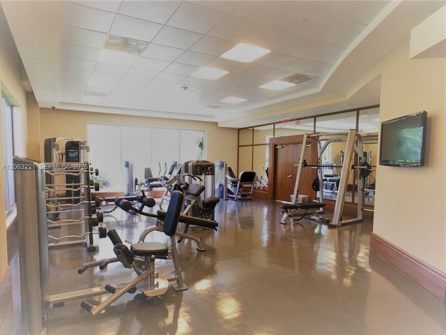1050 Brickell Avenue 402, Miami, FL 33131