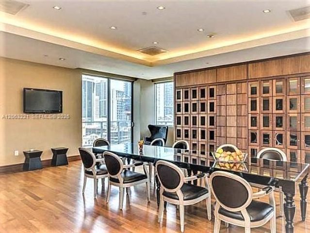 1050 Brickell Avenue 402, Miami, FL 33131