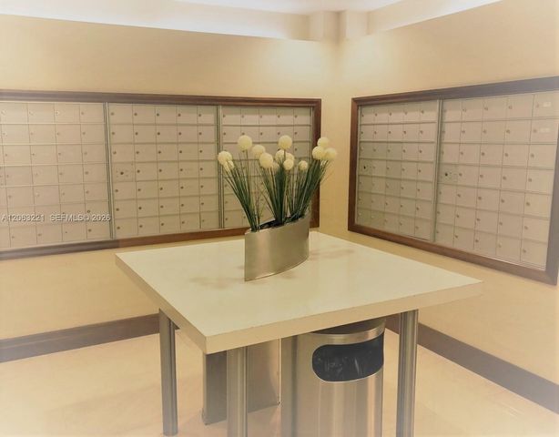 1050 Brickell Avenue 402, Miami, FL 33131