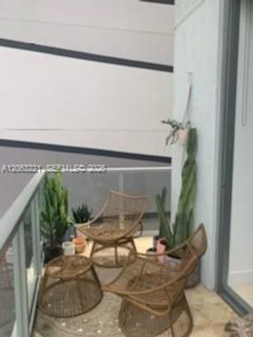 1050 Brickell Avenue 402, Miami, FL 33131