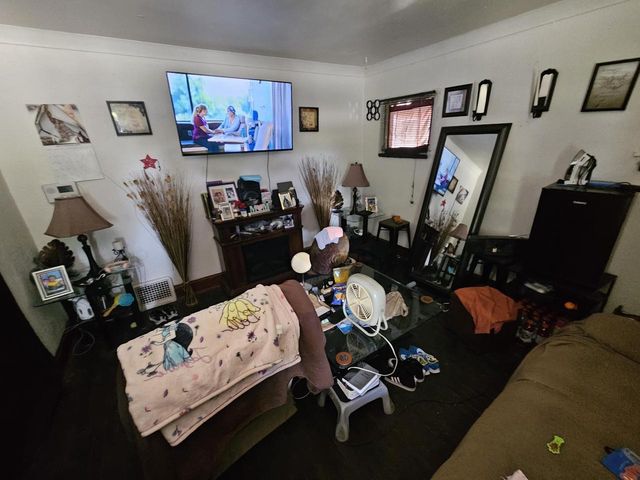 4143 N 10th STREET, Milwaukee, WI 53209