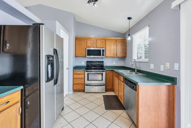 6858 S JACKLING WAY, West Jordan, UT 84081