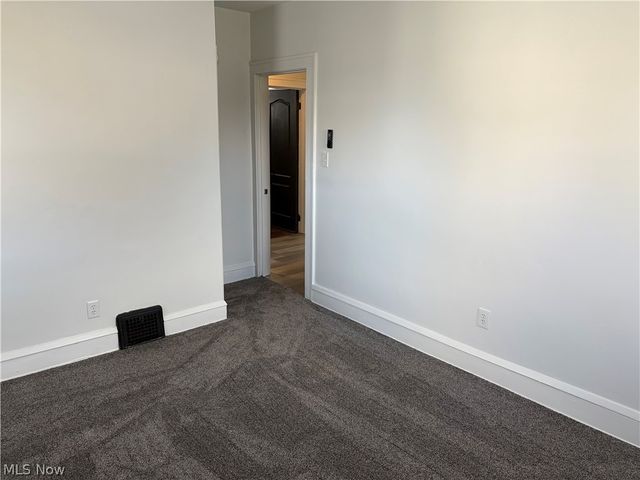 4084 W 50th Street, Cleveland, OH 44144