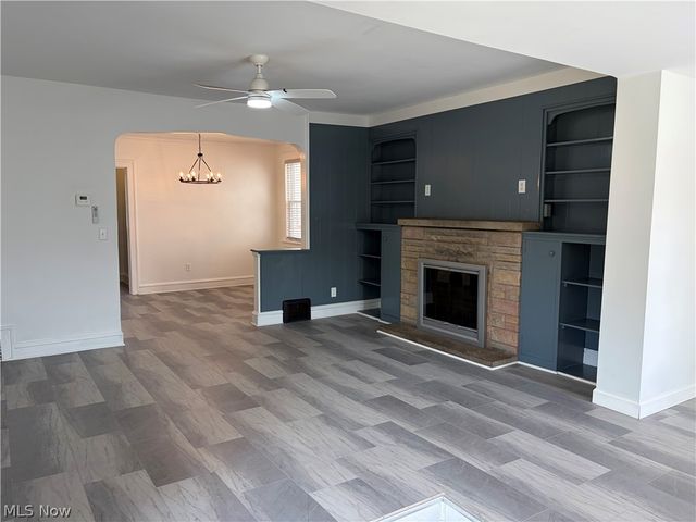 4084 W 50th Street, Cleveland, OH 44144