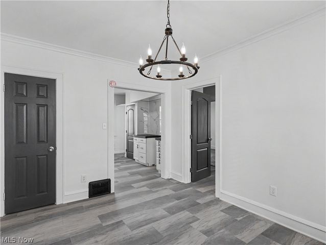 4084 W 50th Street, Cleveland, OH 44144