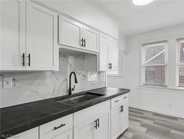 4084 W 50th Street, Cleveland, OH 44144