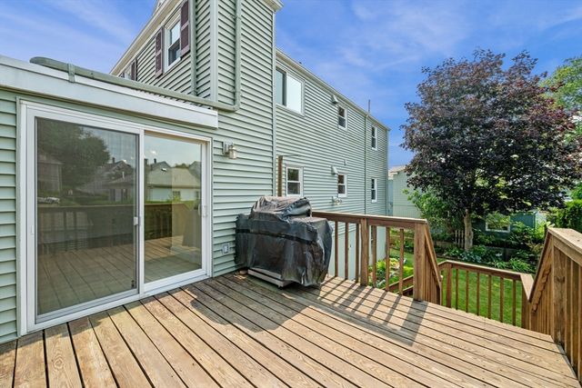 21 Muriel Rd, Swampscott, MA 01907