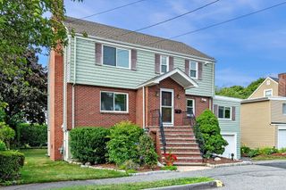 21 Muriel Rd, Swampscott, MA 01907