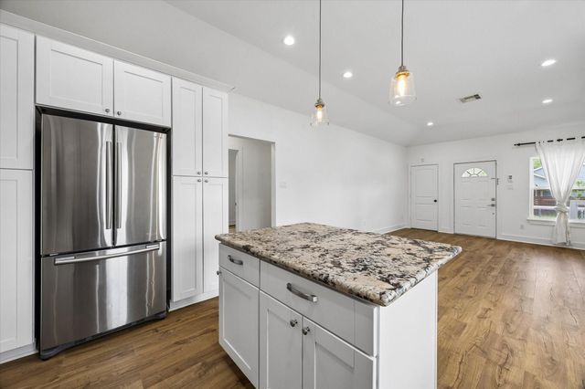 5105 Chapman Street, Houston, TX 77009