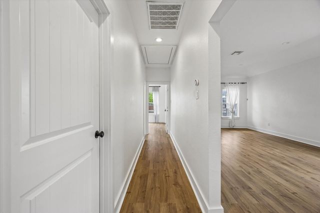 5105 Chapman Street, Houston, TX 77009