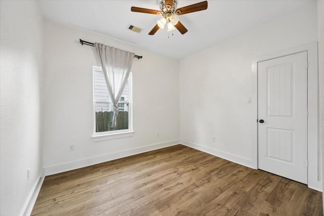 5105 Chapman Street, Houston, TX 77009