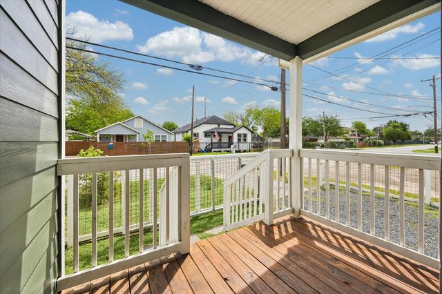 5105 Chapman Street, Houston, TX 77009