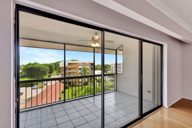 300 Golfview Road 506, North Palm Beach, FL 33408