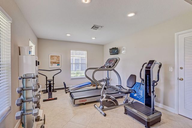 300 Golfview Road 506, North Palm Beach, FL 33408