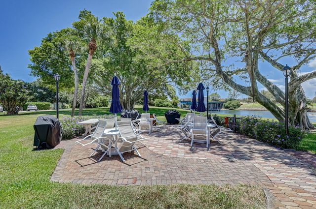 300 Golfview Road 506, North Palm Beach, FL 33408