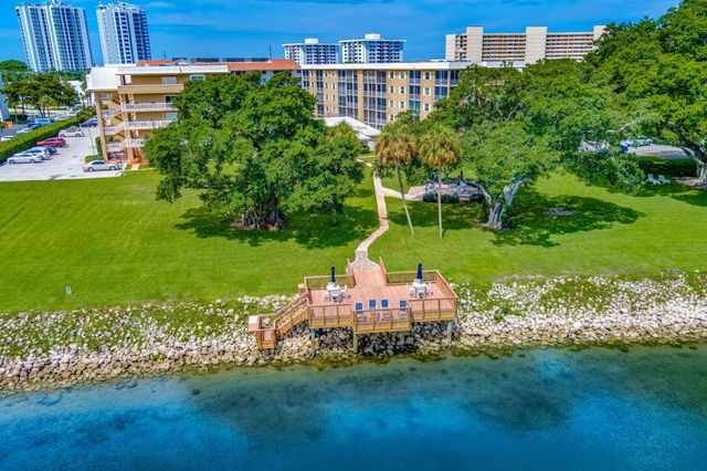 300 Golfview Road 506, North Palm Beach, FL 33408