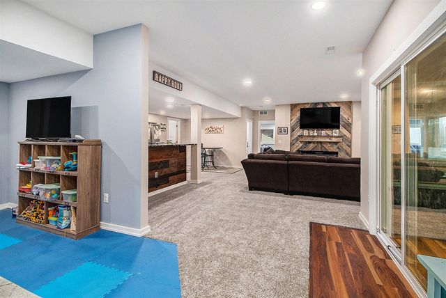 1881 Sienna Street, Kalamazoo, MI 49009