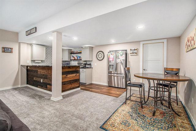 1881 Sienna Street, Kalamazoo, MI 49009