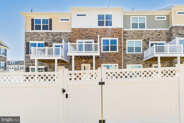 10969 BARNARD PL, White Plains, MD 20695